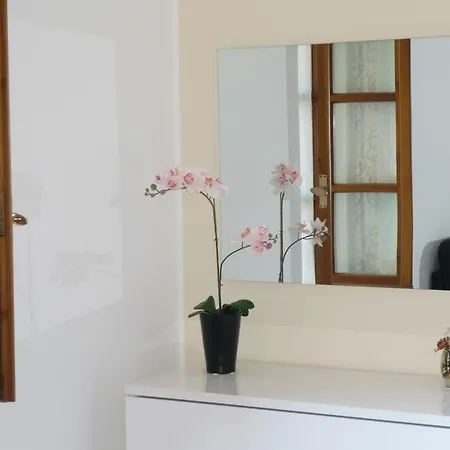 Serbelloni Holiday 37 Апартаменты