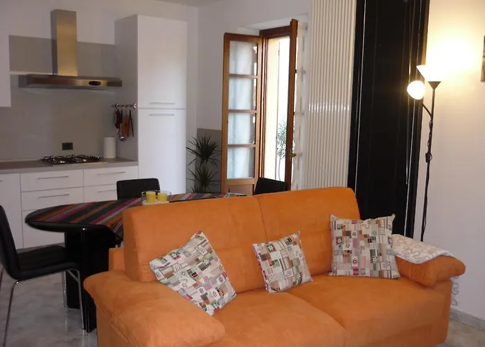 Serbelloni Holiday 37